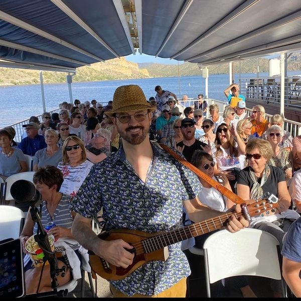 Mimosa & Live Music Cruise 2